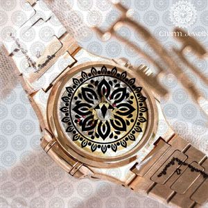 Reloj de Cuarzo Analógico para Mujer Charm Jewells, Oro Amarillo, Caja Redonda de 38 mm, Esfera de Zafiro, Cierre Plegable, Estilo de Lujo y Moda - Product Image 5