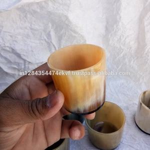 Copa de cuerno de vaca vikinga corta de la mejor calidad, hecha a mano, de cuerno natural, para cerveza y bebidas, a precio económico. - Product Image 3