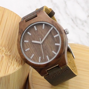 Orologio da polso <span class=keywords><strong>in</strong></span> <span class=keywords><strong>legno</strong></span> di noce naturale realizzato a mano <span class=keywords><strong>in</strong></span> vera pelle di mucca orologio <span class=keywords><strong>in</strong></span> <span class=keywords><strong>legno</strong></span> regalo di anniversario per lui o lei - Product Image 2