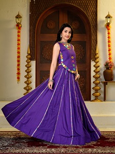 Ensemble Lehenga Traditionnel Indien Violet pour Femme, en Coton, Longueur Ras du Sol, Coupe Ample, Robe Ethnique, Protection Solaire pour Adultes - Product Image 4