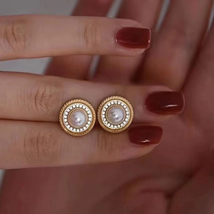 Exquisitos Pendientes de Plata de Ley S925, Estilo Francés, Perla Natural Azul Tesoro de 11-12 mm, Redondos, Sensación de Alta Gama, Ligeramente Imperfectos - Product Image 1