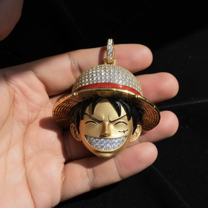 Colgante de moda chapado en oro y plata con diseño de rostro de anime, dije de moissanita para sombrero, joyería llamativa, accesorio de regalo unisex - Product Image 4