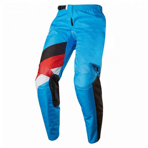 Jean en denim de protection pour homme, pantalon de moto élégant avec tissu extensible durable et protection renforcée pour les trajets quotidiens - Product Image 2