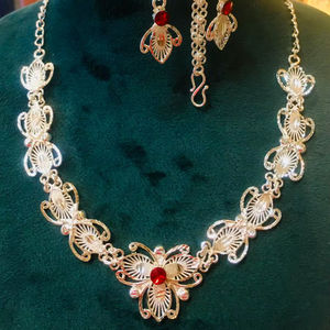 2024 Vintage italiano inspirado moda 24K chapado en oro cobre collar pendiente conjunto enviado directamente a EE. UU. Francia Comoras Mayotte - Product Image 1