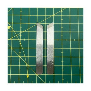 202893 Cuchillo inferior Industria de carburo Pieza de máquina de coser hecha en Taiwán - Product Image 1