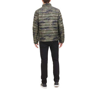 Veste matelassée à capuche personnalisée de luxe, style streetwear, imperméable, softshell avec isolation douce pour l'hiver, vêtements décontractés unisexes - Product Image 4