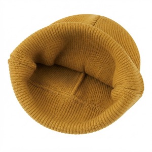 Gorro de Punto Acrílico Elástico con Logo Personalizado al por Mayor, Unisex, Color Sólido, con Puño, Cálido para Invierno, Casual para Adultos - Product Image 3