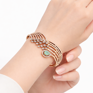 Brazalete Abierto de Oro Rosa de 18 Quilates con Diamantes y Esmeralda Verde en Forma de Lágrima para Mujer, Joyería Geométrica de Lujo para Bodas y Fiestas - Product Image 1