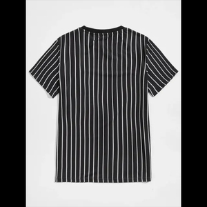 เสื้อยืดแขนสั้นลายทางผู้ชาย คอกลม ผ้าถัก สวมใส่สบาย ทรงปกติ สีขาวและดำ ลายเส้นแนวตั้ง - Product Image 6
