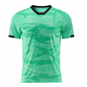 เสื้อฟุตบอลผู้ชายขายส่ง OEM ดีไซน์ล่าสุด กันยับ ระบายอากาศ แห้งเร็ว คุณภาพพรีเมียม กำลังเป็นที่นิยม ราคาประหยัด - Product Image 1