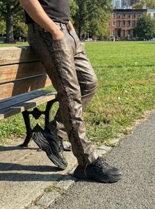 Pantalones de cuero con cordones de color marrón claro para hombre - Pantalones de estilo occidental para hombre - Product Image 2