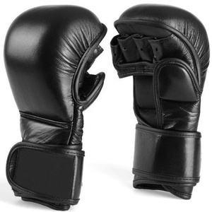 Gants de boxe professionnels demi-doigt de 8oz Gants de pratique MMA et UFC en cuir PU personnalisables pour les tireurs - Product Image 6