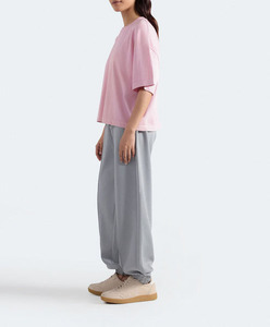 T-shirt col rond rose clair pour femme, en coton doux, rose, minimaliste, chic, confortable, vêtements décontractés modernes, t-shirt sur mesure - Product Image 6