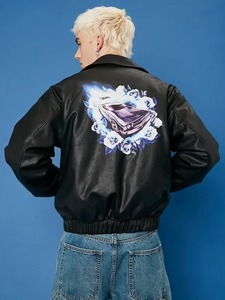 เสื้อแจ็คเก็ตหนังเทียมลายกราฟิกฮอตวีลส์สำหรับผู้ชาย - Product Image 4