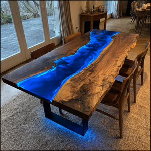 Mesa de Comedor Rectangular Azul de Resina Epoxi y Madera de Acacia con Borde Natural para Diwali - Duradera y Ecológica - Product Image 1