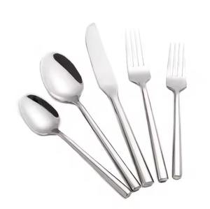 Ensemble de couverts élégants en acier inoxydable, couverts de table haut de gamme pour la restauration, utilisation à domicile, hôtel, restaurant, table à manger - Product Image 3