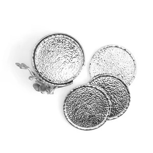 Ensemble de sous-verres décoratifs en métal faits à la main pour la protection des tasses et verres, et la décoration de table à la maison - Product Image 4