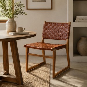 Chaise de salle à manger moderne en bois avec assise et dossier en cuir tressé pour l'ameublement intérieur et l'extérieur, résistante à l'eau, en provenance du Vietnam - Product Image 4