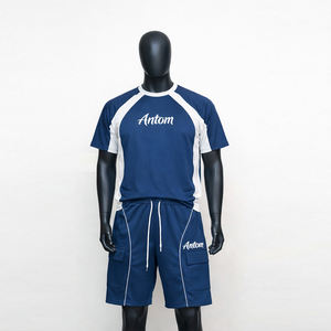 Ensemble personnalisé de t-shirts et shorts deux pièces pour homme – Collection été – Vente en gros - Product Image 1