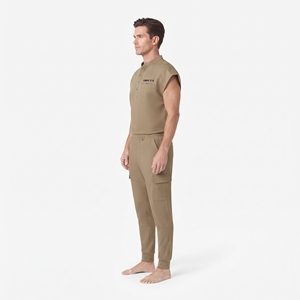 Conjunto de Uniforme Médico Unisex Hawk Eye, Pantalones de Algodón y Poliéster, Blusa sin Mangas con Bolsillos - Product Image 3