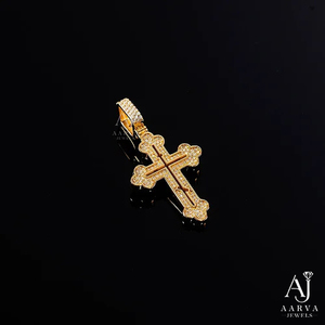 AARVA JEWELS Pendentif Croix Hip Hop en Argent 925 Plaqué Or Jaune avec Moissanite Ronde Brillante Sertie Griffe pour Unisexe - Product Image 4