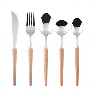 Juego de Cubiertos de Madera Clásicos Ecológicos de Venta Caliente con Mangos de Madera Rosa, Diseño Elegante para Fiestas y Uso Doméstico - Product Image 2