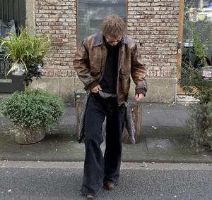 Blouson Bomber Unisexe OEM 100% Cuir Véritable Marron Grande Taille Imperméable Respirant Coupe-Vent pour l'Hiver Chaud en Coton - Product Image 2