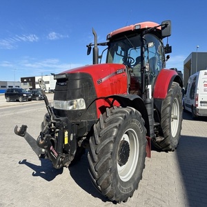 Tracteur haute performance Case IH Puma 165, moteur robuste, équipement agricole durable, prêt pour le travail sur le terrain, pour utilisation agricole. - Product Image 2
