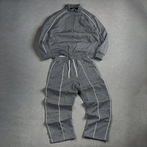 Conjunto de cortavientos personalizado al por mayor para hombre, chándal de nailon para propietarios de boutiques con precios al por mayor y entrega rápida - Product Image 1
