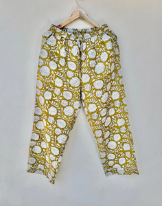 ชุดนอนผ้าฝ้ายพิมพ์ลายสัตว์สำหรับผู้หญิง ยี่ห้อ Naaz Textile ชุดนอนลำลองสำหรับฤดูร้อน เนื้อผ้านุ่ม ระบายอากาศได้ดี - Product Image 4