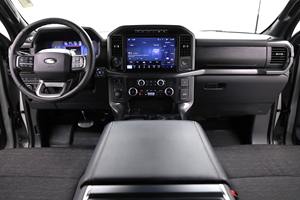 รถกระบะมือสองปี 2024 รุ่น XLT แบบมีแค็บ 4x4 - Product Image 6