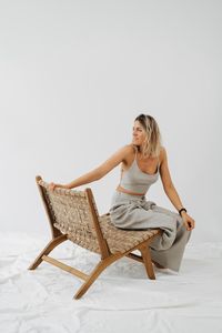 Blusa de mujer 100% algodón orgánico con tirantes cruzados y espalda descubierta |   Tirantes Cruzados en la Espalda |   Estilo bohemio vintage plisado y ecológico - Product Image 6