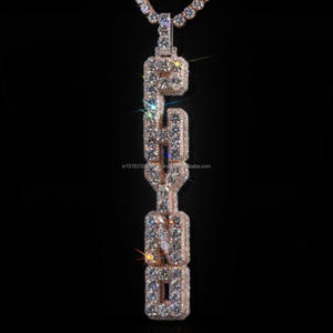 Pendentif Lettre Verticale Personnalisé Psycho en Moissanite VVS, Argent Sterling 925 Rhodié, Bijoux Hip Hop Glacés, Certifié GIA - Product Image 1