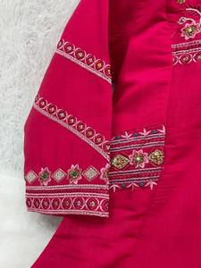 ชุดอานาร์กาลีทรงสวยหรูพร้อมกางเกงพลาโซและผ้าคลุมไหล่ปักลาย – เสื้อผ้าชาติพันธุ์แบบอินโด-เวสเทิร์น - Product Image 4