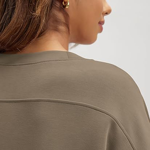Sudaderas Metálicas Brillantes para Mujer, Estampado Luminoso, Cuello Redondo, Corte Holgado, Manga Larga, Felpa Suave, Mezcla de Algodón, Estilo Urbano - Product Image 2