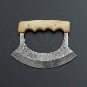 Cuchillo Ulu de Acero de Damasco Hecho a Mano con Mango de Hueso de Vaca y Funda de Cuero - Product Image 1
