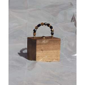 Pochette de soirée en bois écologique pour femme – Article de mode original pour occasions spéciales - Product Image 5