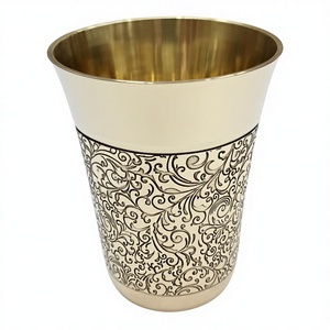 Verre à boire en laiton pur – Gobelet à eau finition antique pour la maison et la cuisine par MHQ Traders PVT LTD - Product Image 4