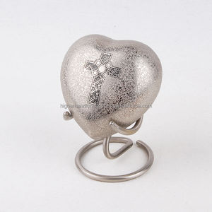 Urna de recuerdo de cremación de corazones metálicos, rosa claro, para cenizas de los amados, artesanía superior - Product Image 2