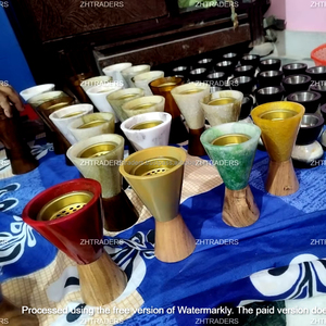 Quemador de Resina de Oud Árabe Hecho a Mano con Base de Madera Premium para una Fragancia Casera de Lujo y Decoración con Ambiente de Ramadán - Product Image 6