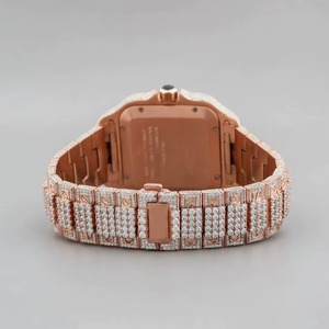 Nouvelle montre-bracelet de luxe personnalisée attrayante et élégante VVSMoissanite avec diamants ronds, style hip-hop, en acier inoxydable pour hommes, en provenance d'Inde - Product Image 4