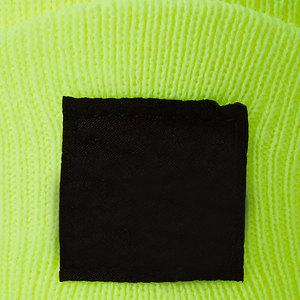 Gorro de Invierno de Punto Personalizado con Logotipo en Relieve y Pedrería, de Poliéster/Algodón Premium, para Esquí, Viajes y Actividades al Aire Libre, Unisex - Product Image 4