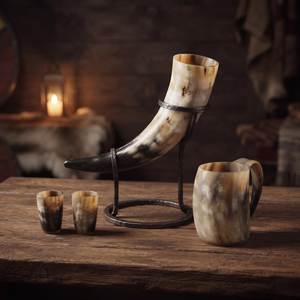 Cuerno Vikingo Artesanal Ecológico y Duradero para Beber, Cuerno Auténtico de Buey/Búfalo, Copa para Cerveza con Borde de Latón y Punta de Lobo Nórdico - Product Image 3