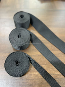 ผู้ผลิตสายรัดโพลีเอสเตอร์ความเหนียวสูง ขนาด 25 มม. สายรัดเกรดอุตสาหกรรม ม้วน รับผลิตตามแบบ OEM ผลิตในเวียดนาม - Product Image 2