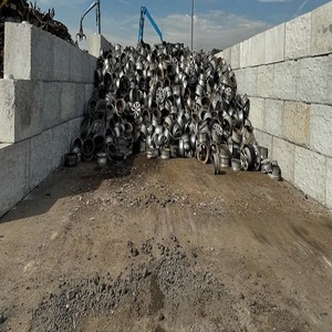 Vente en gros d'usine de ferraille de jantes en aluminium de haute qualité, disponible en vrac à bas prix - Product Image 4