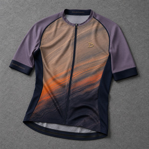 Maillot de cyclisme personnalisé de luxe OEM haute performance, sublimé, coupe aérodynamique, avec empiècements en mesh et poches arrière - Product Image 1