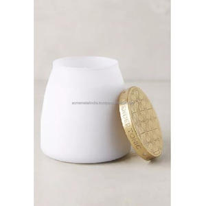 Récipient de stockage de cire parfumée en métal avec intérieur élégant plaqué or parfait pour une organisation élégante et une décoration intérieure - Product Image 6