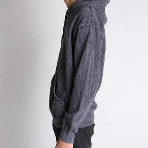 เสื้อฮู้ดดี้เทรนดี้สำหรับผู้ชาย แบรนด์ Makers แฟชั่นสตรีททันสมัย ผ้าฝ้าย 100% สำหรับฤดูหนาว สีสันตามสั่ง แขนทรงบาน เป็นมิตรต่อสิ่งแวดล้อม - Product Image 3