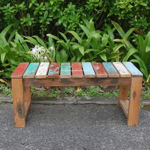 Banc artisanal avec espace de rangement en bois de bateau recyclé couleur naturelle pour mobilier de jardin extérieur multicolore - Product Image 4