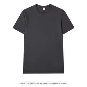 Camiseta Resistente para Exteriores – Prenda Robusta para Aventuras y Viajes - Product Image 4